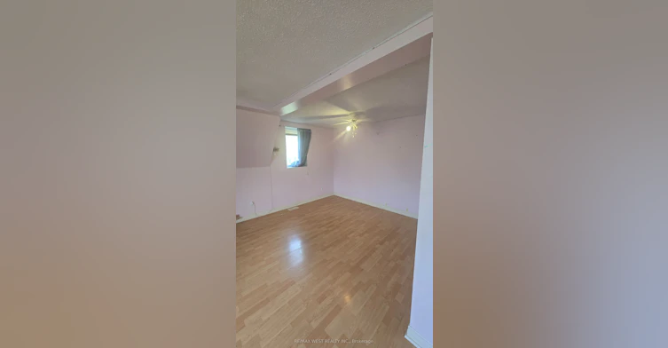 5427 Yonge Street, Innisfil, ON, L0L 1R0 - 9