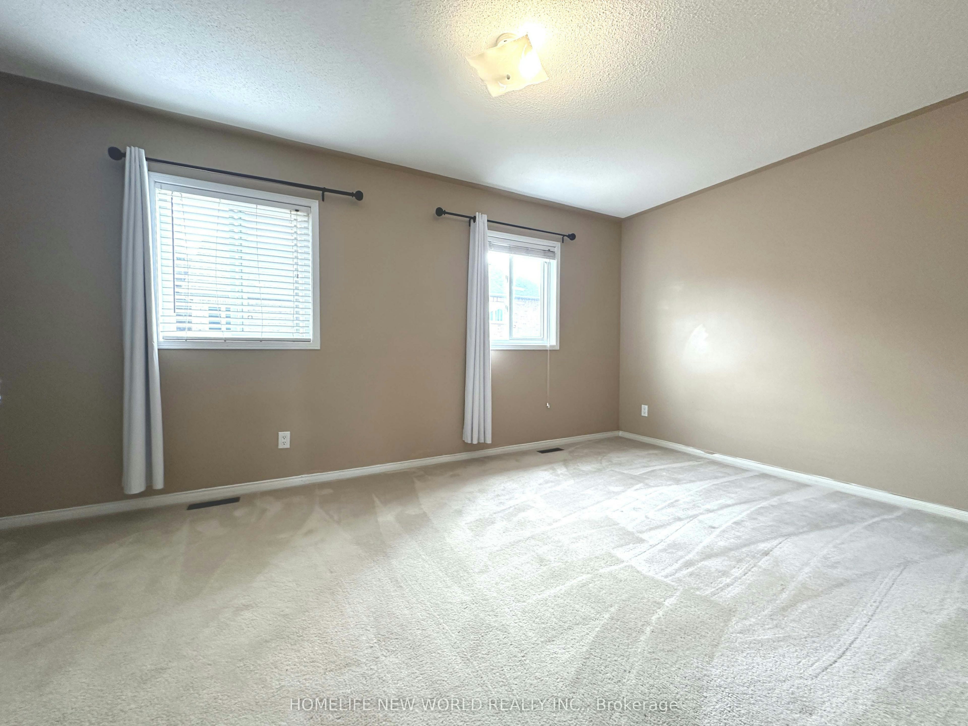 7 Ulson Drive S, Richmond Hill, ON, L4E 4V6 - 9