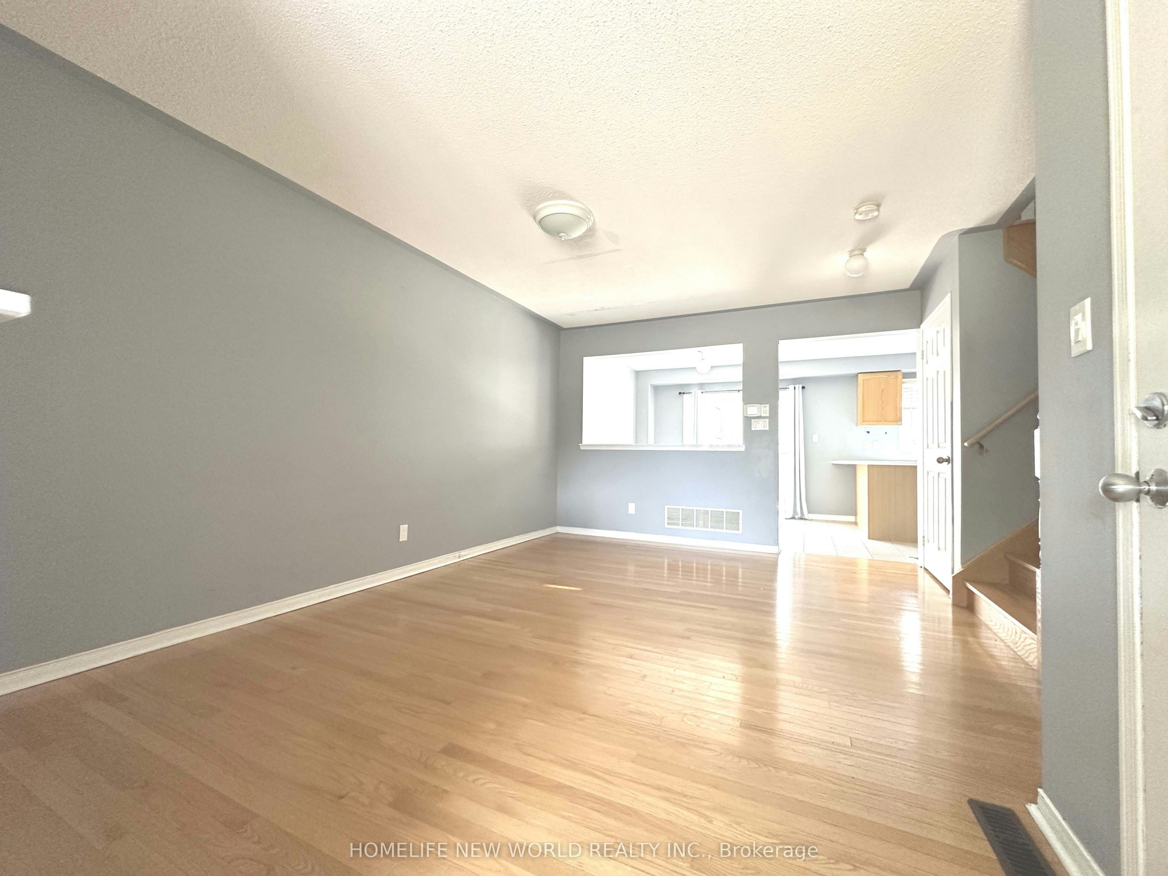 7 Ulson Drive S, Richmond Hill, ON, L4E 4V6 - 4