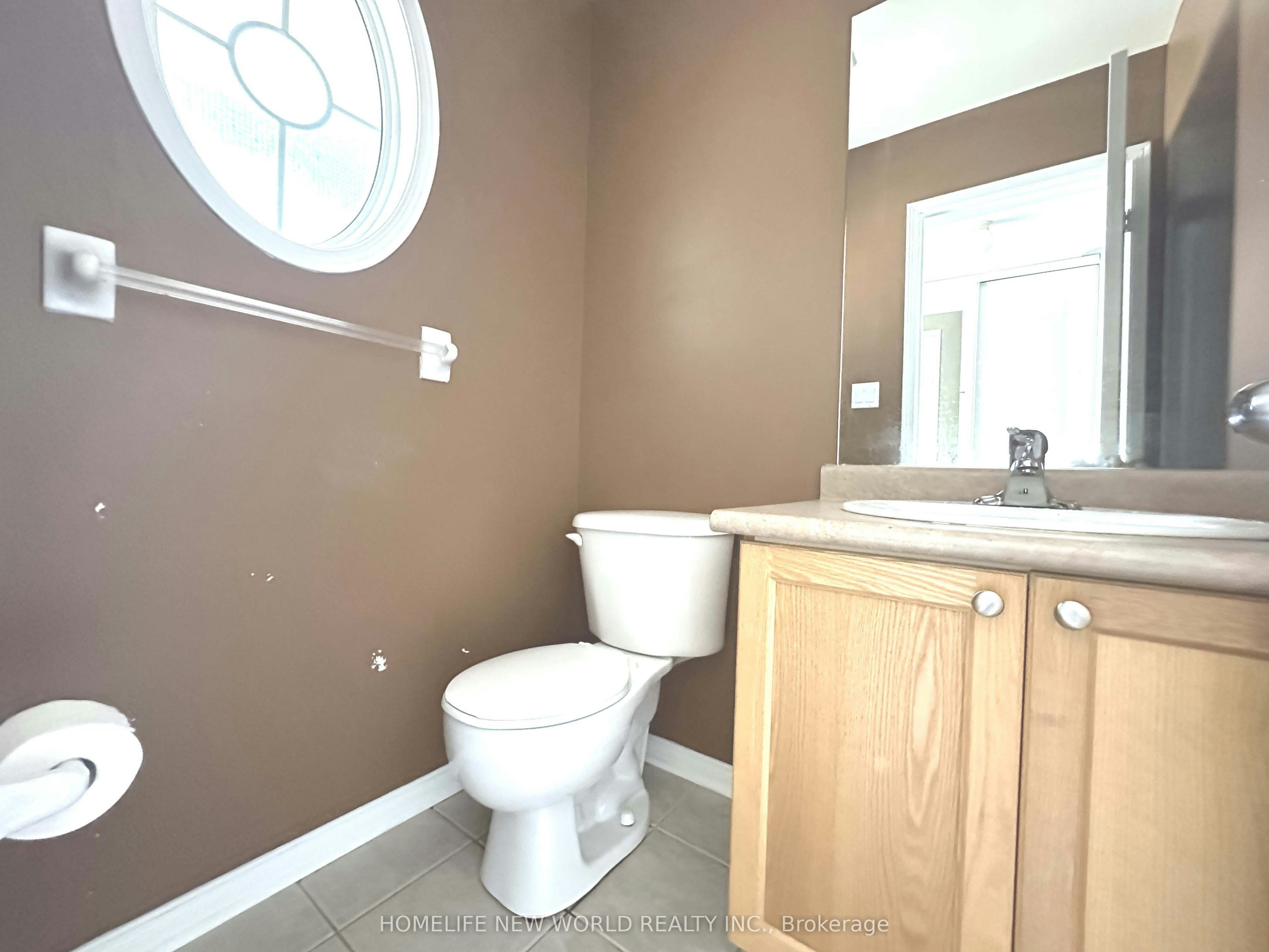 7 Ulson Drive S, Richmond Hill, ON, L4E 4V6 - 8