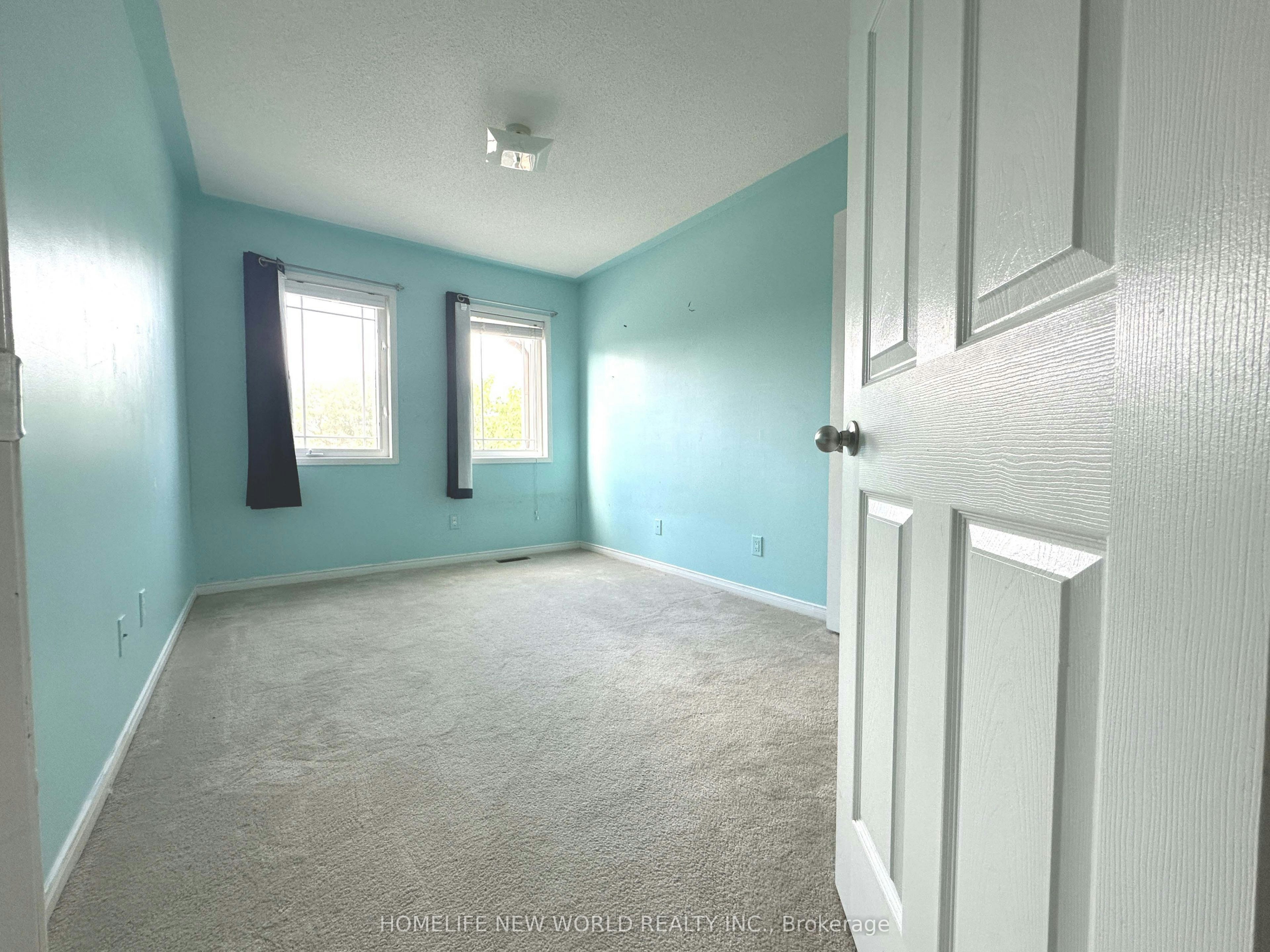 7 Ulson Drive S, Richmond Hill, ON, L4E 4V6 - 11