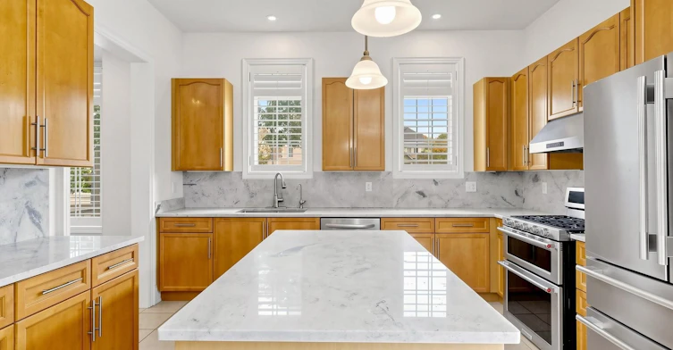 1 Crossroads Drive, Richmond Hill, ON, L4E 5E3 - 19