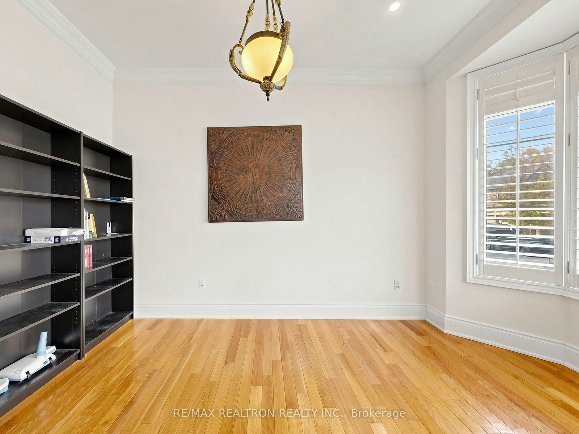1 Crossroads Drive, Richmond Hill, ON, L4E 5E3 - 23