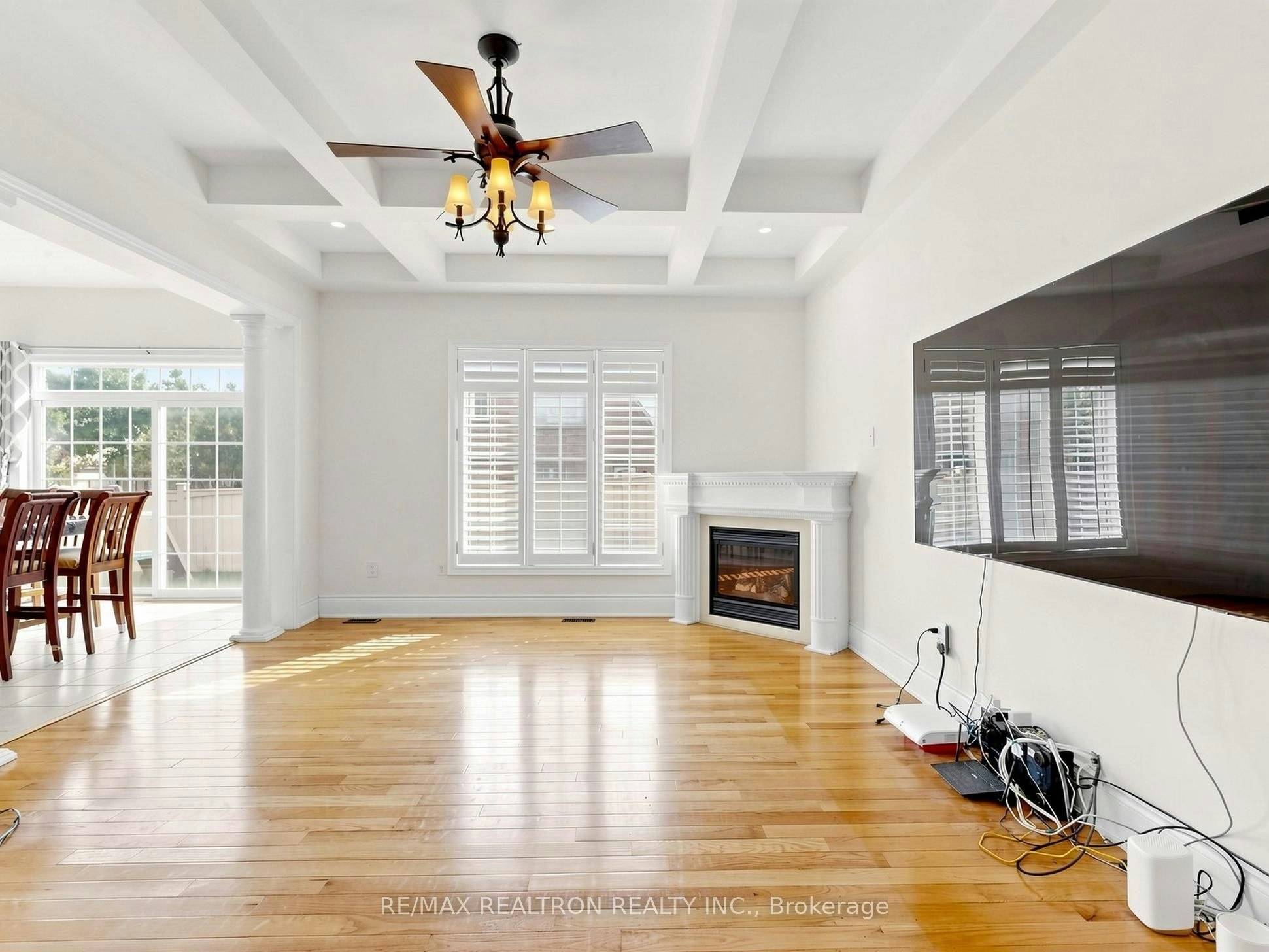 1 Crossroads Drive, Richmond Hill, ON, L4E 5E3 - 14