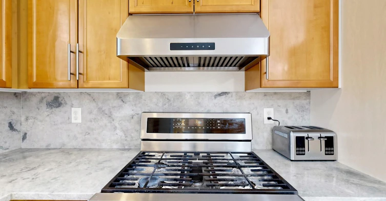 1 Crossroads Drive, Richmond Hill, ON, L4E 5E3 - 18