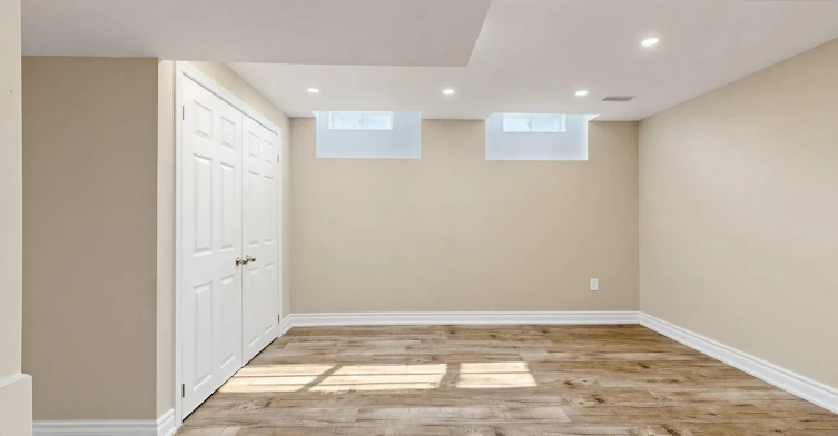 1 Crossroads Drive, Richmond Hill, ON, L4E 5E3 - 39
