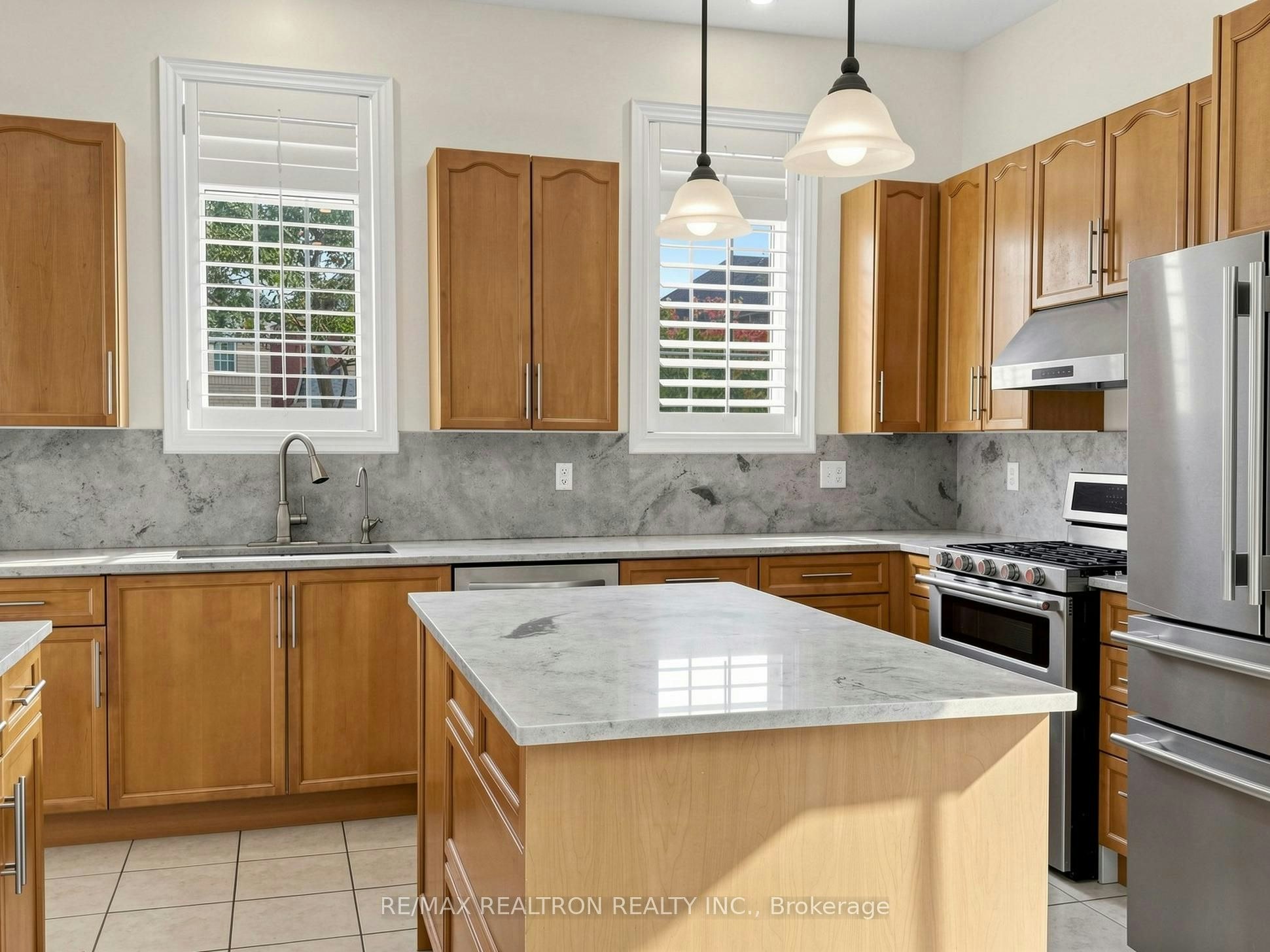 1 Crossroads Drive, Richmond Hill, ON, L4E 5E3 - 20