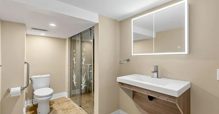 1 Crossroads Drive, Richmond Hill, ON, L4E 5E3 - 40