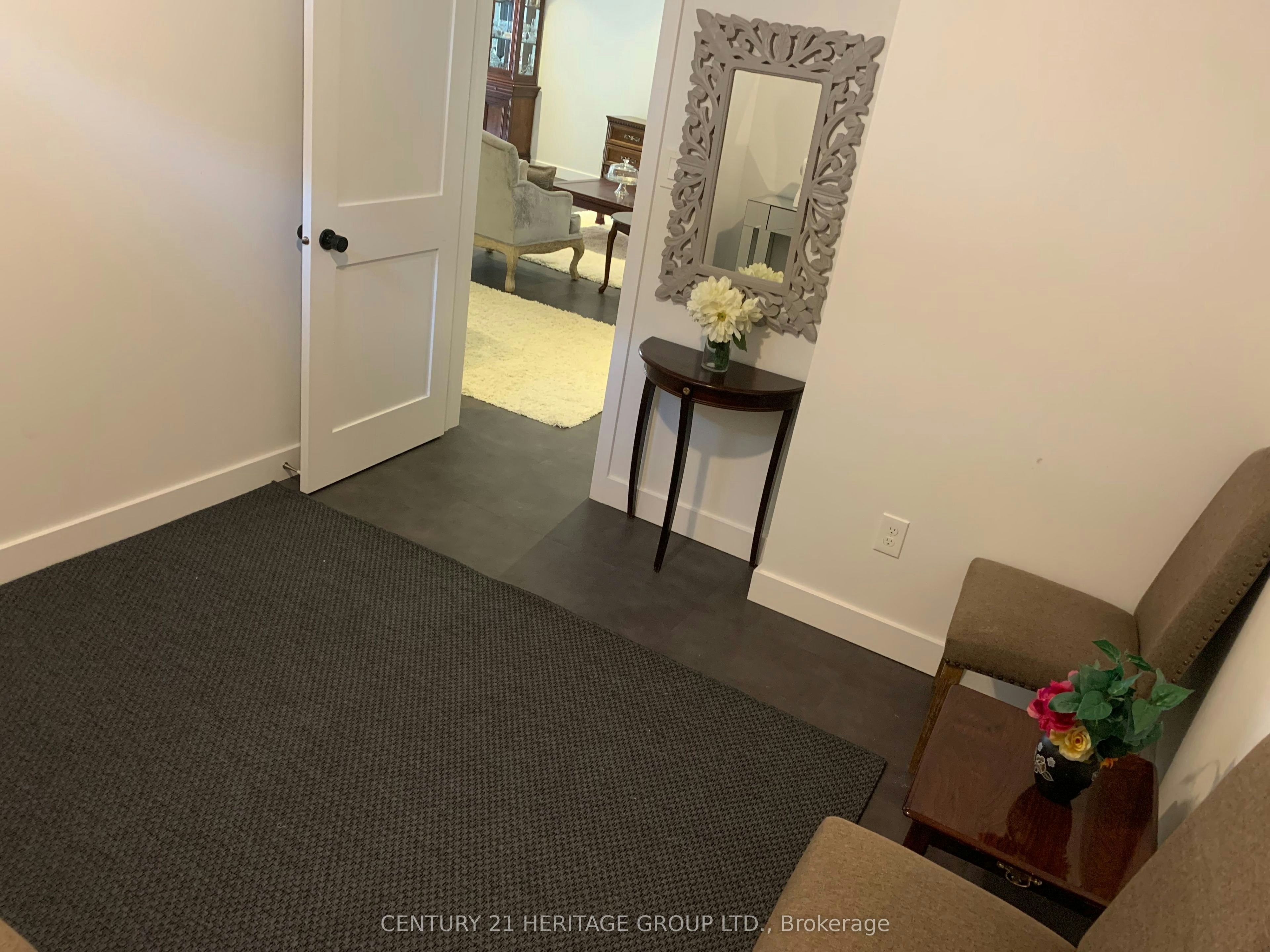 Walk-Out Basement-337 Carruthers Avenue, Newmarket, ON, L3X 2B7 - 12