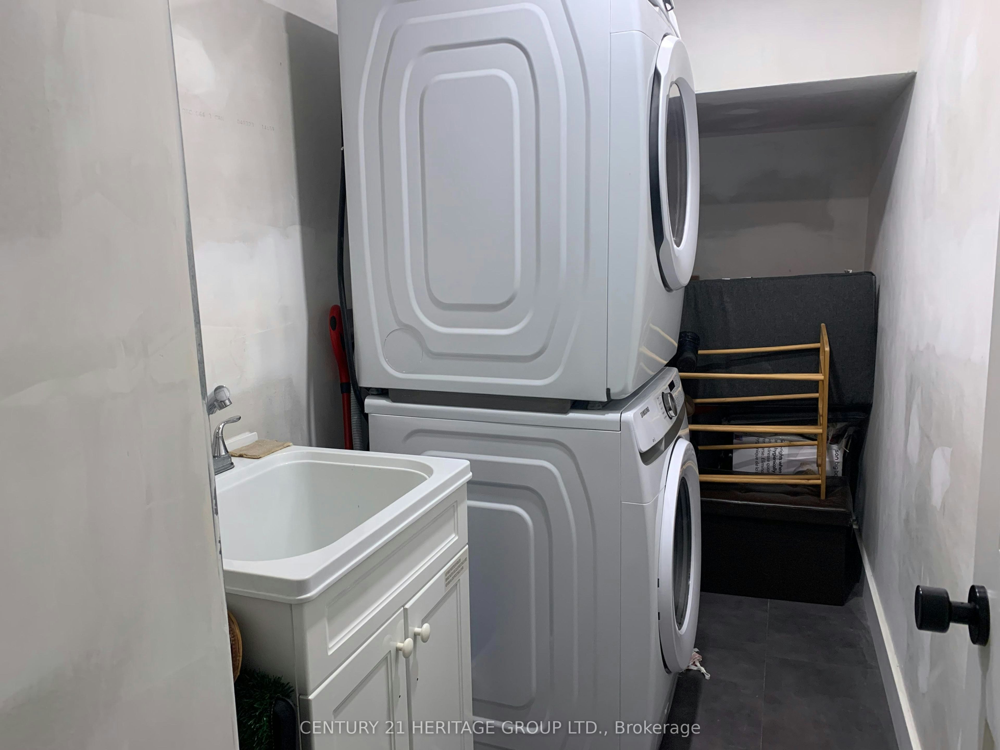 Walk-Out Basement-337 Carruthers Avenue, Newmarket, ON, L3X 2B7 - 17