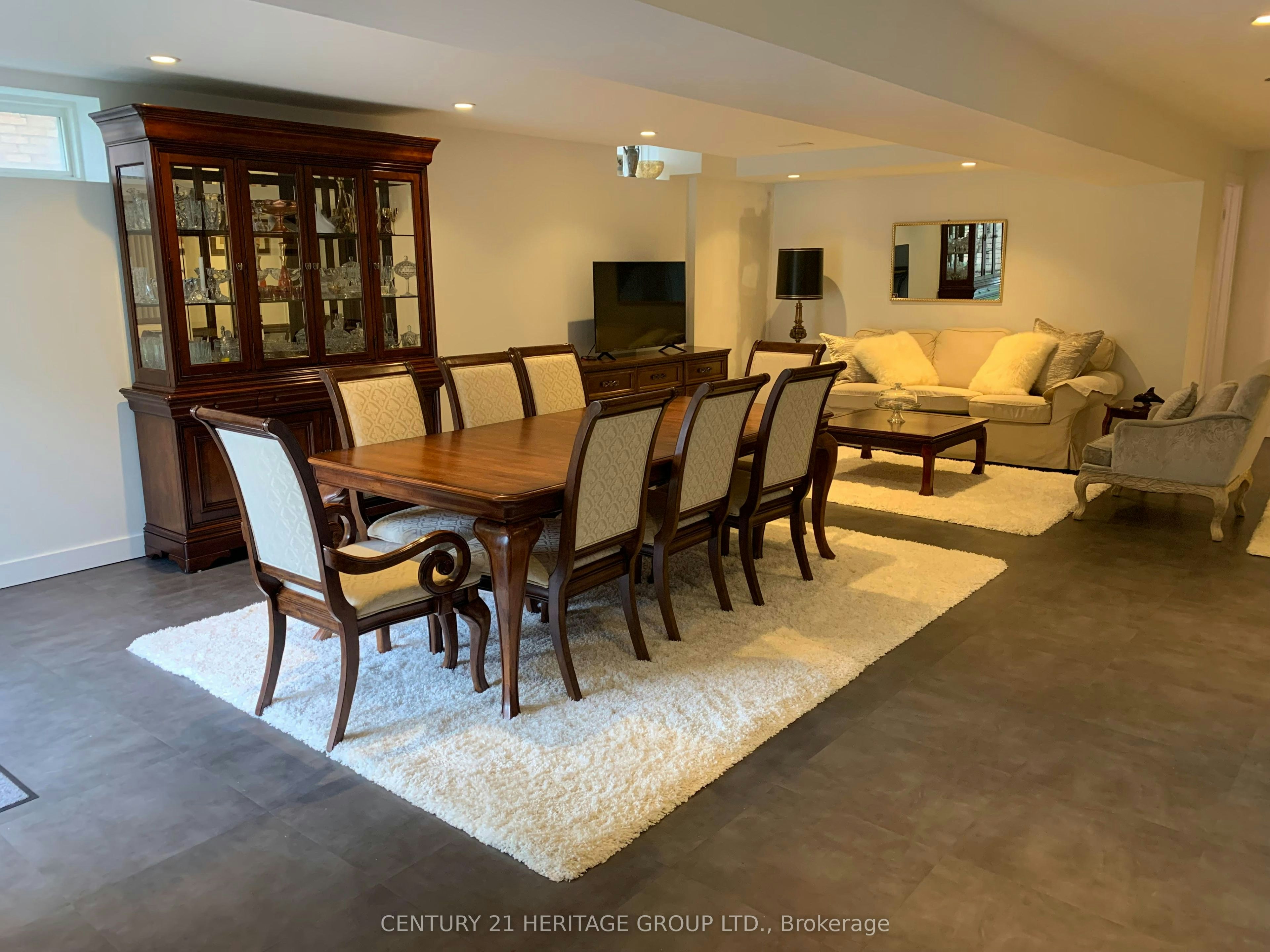 Walk-Out Basement-337 Carruthers Avenue, Newmarket, ON, L3X 2B7 - 8