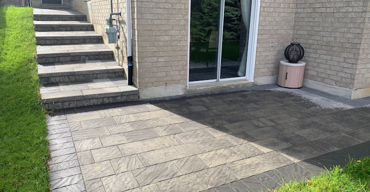 Walk-Out Basement-337 Carruthers Avenue, Newmarket, ON, L3X 2B7 - 4