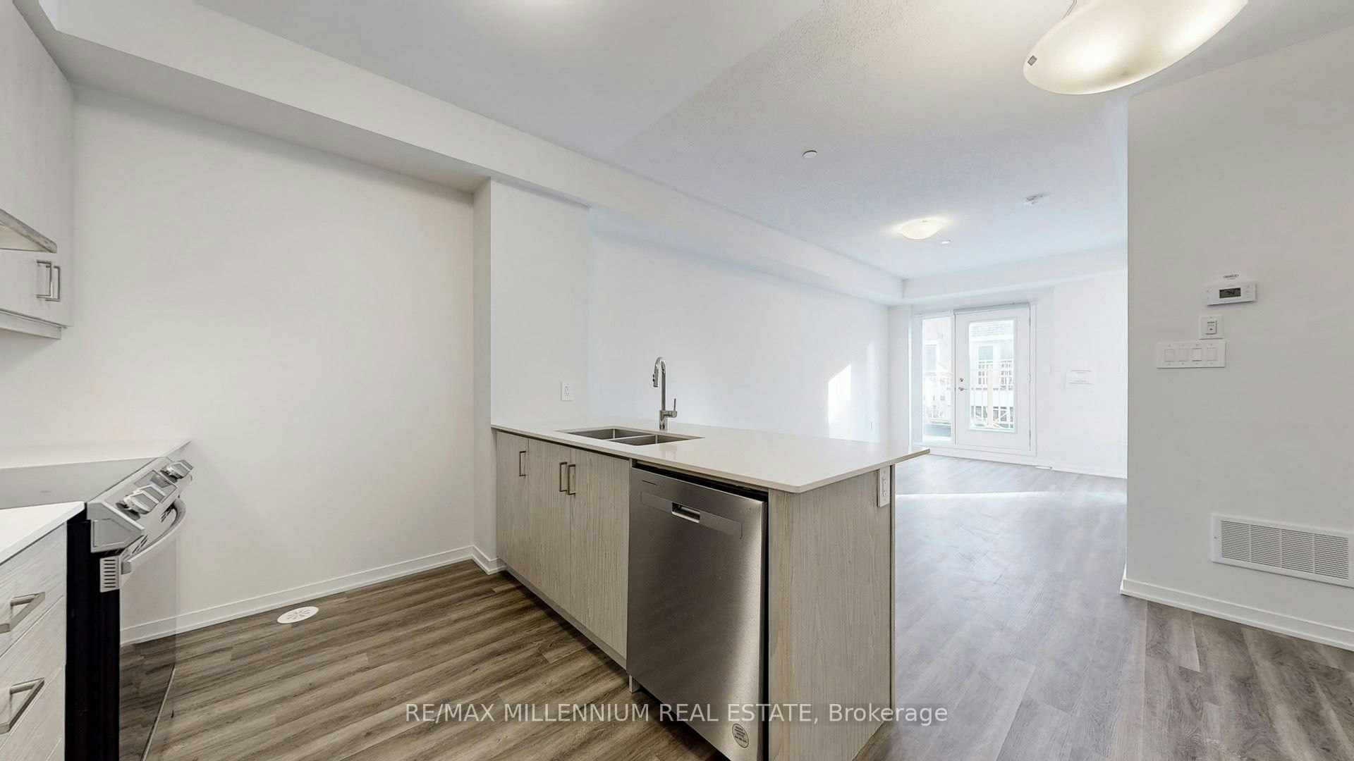 64-31 Honeycrisp Crescent, Vaughan, ON, L4K 0N6 - 12