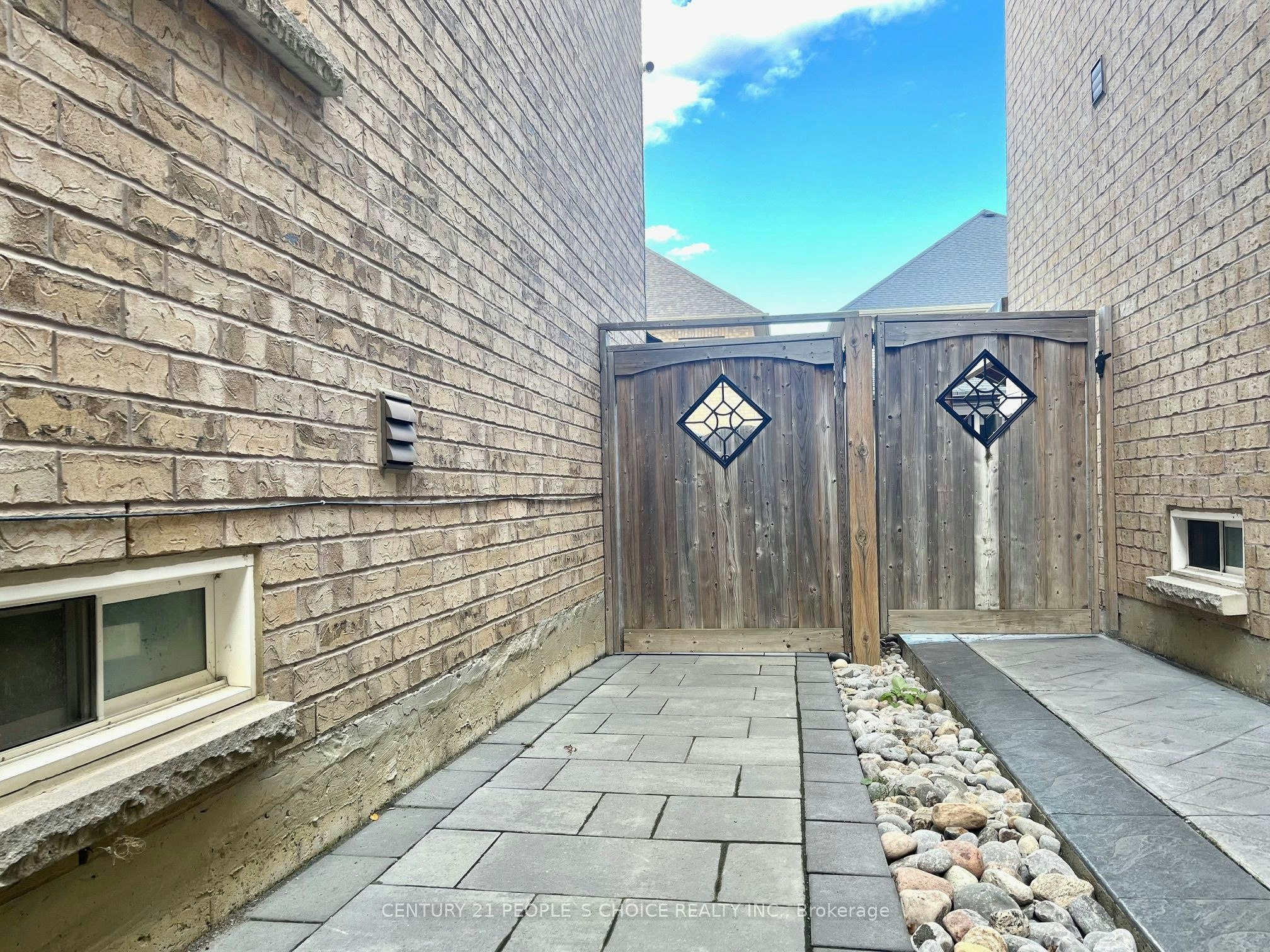 Bsmt-132 Antorisa Avenue, Vaughan, ON, L4H 3S3 - 5