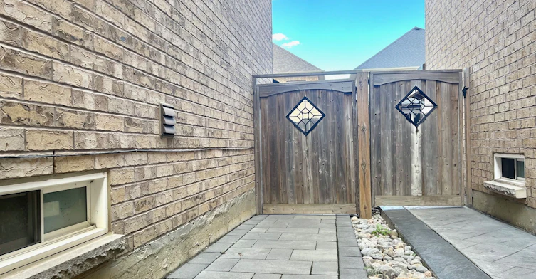Bsmt-132 Antorisa Avenue, Vaughan, ON, L4H 3S3 - 5