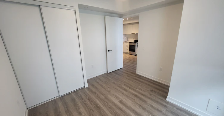 1717-195 Commerce Street, Vaughan, ON, L4K 0P9 - 5