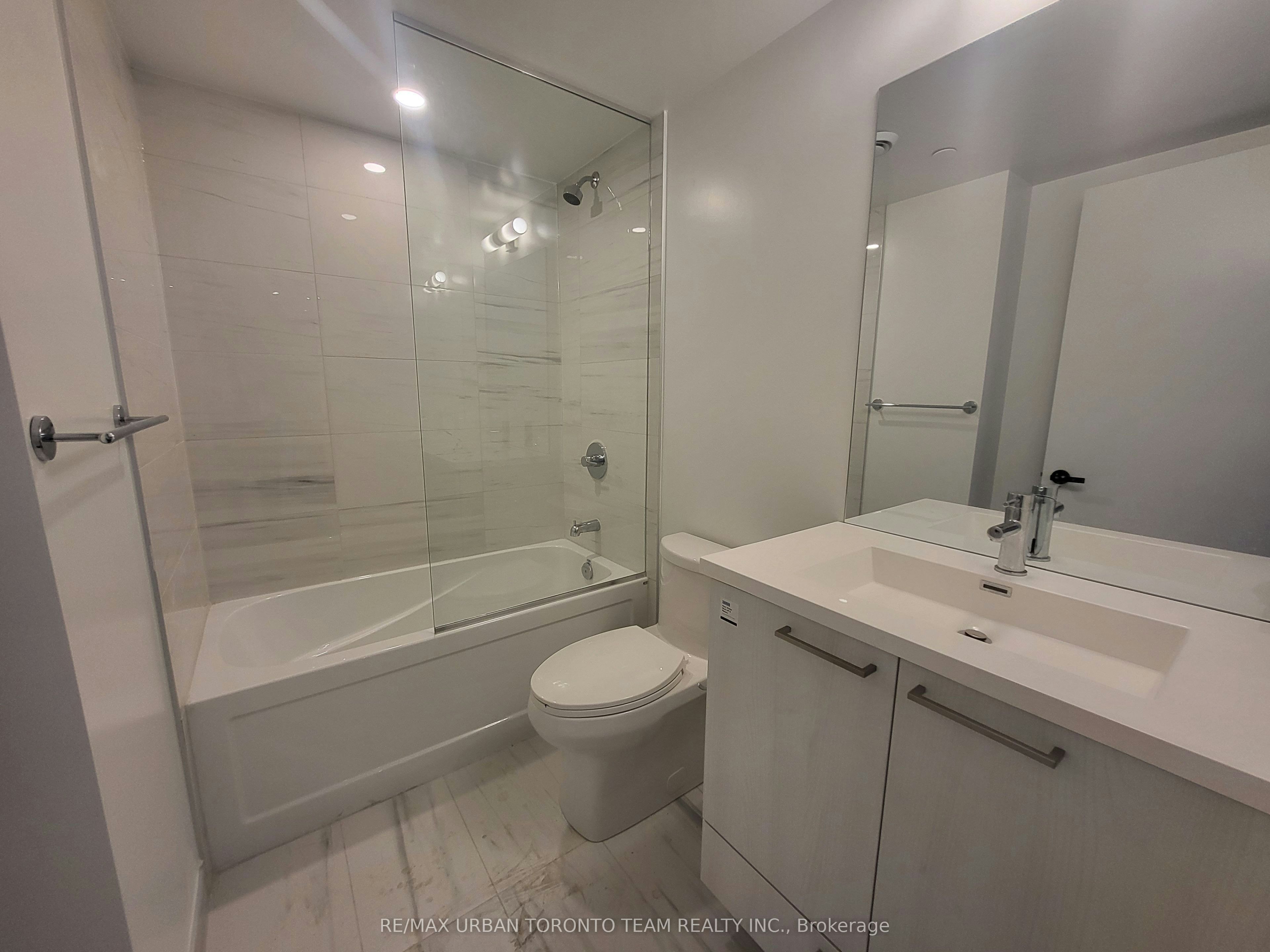 1717-195 Commerce Street, Vaughan, ON, L4K 0P9 - 8
