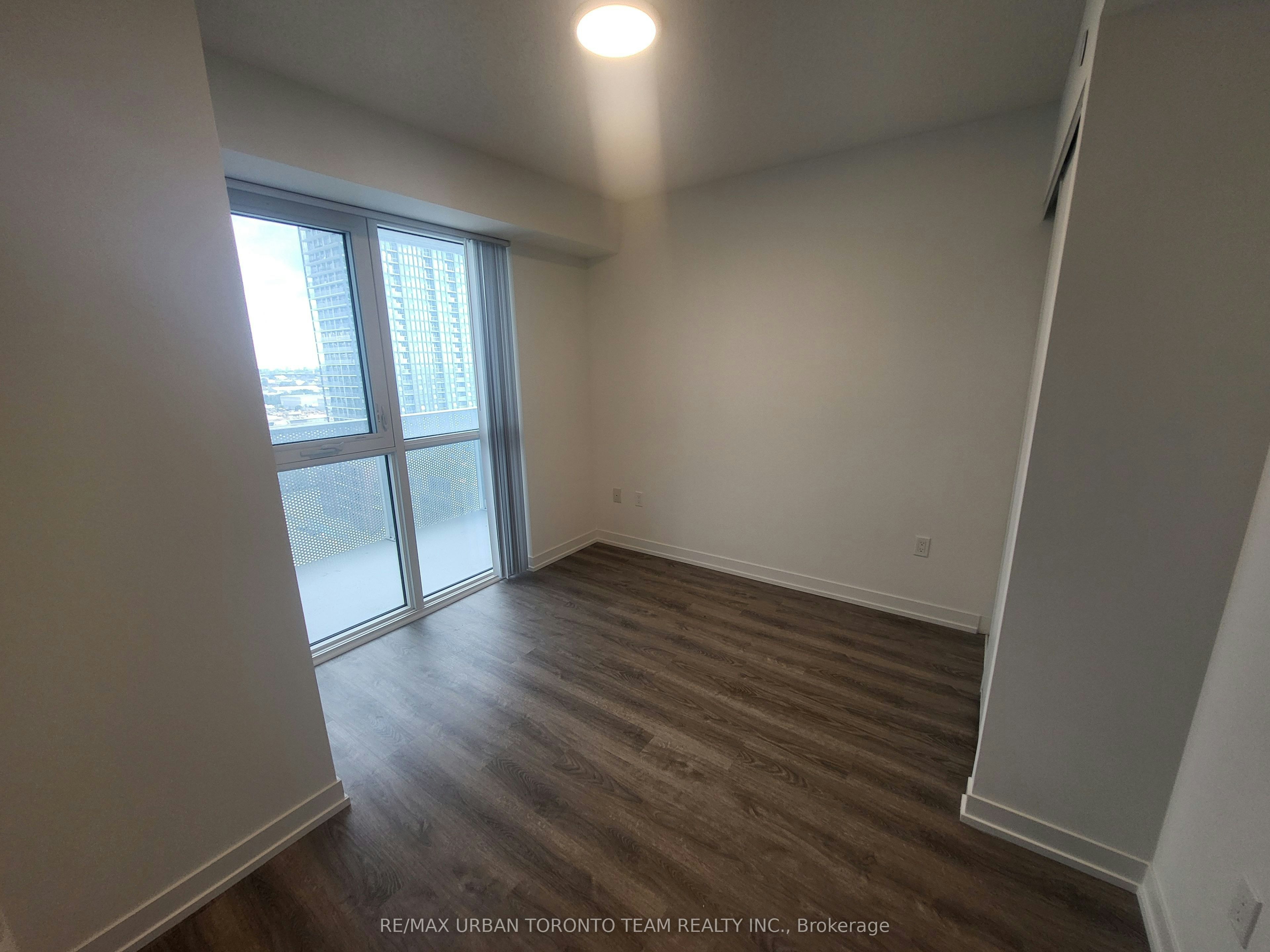 1717-195 Commerce Street, Vaughan, ON, L4K 0P9 - 4