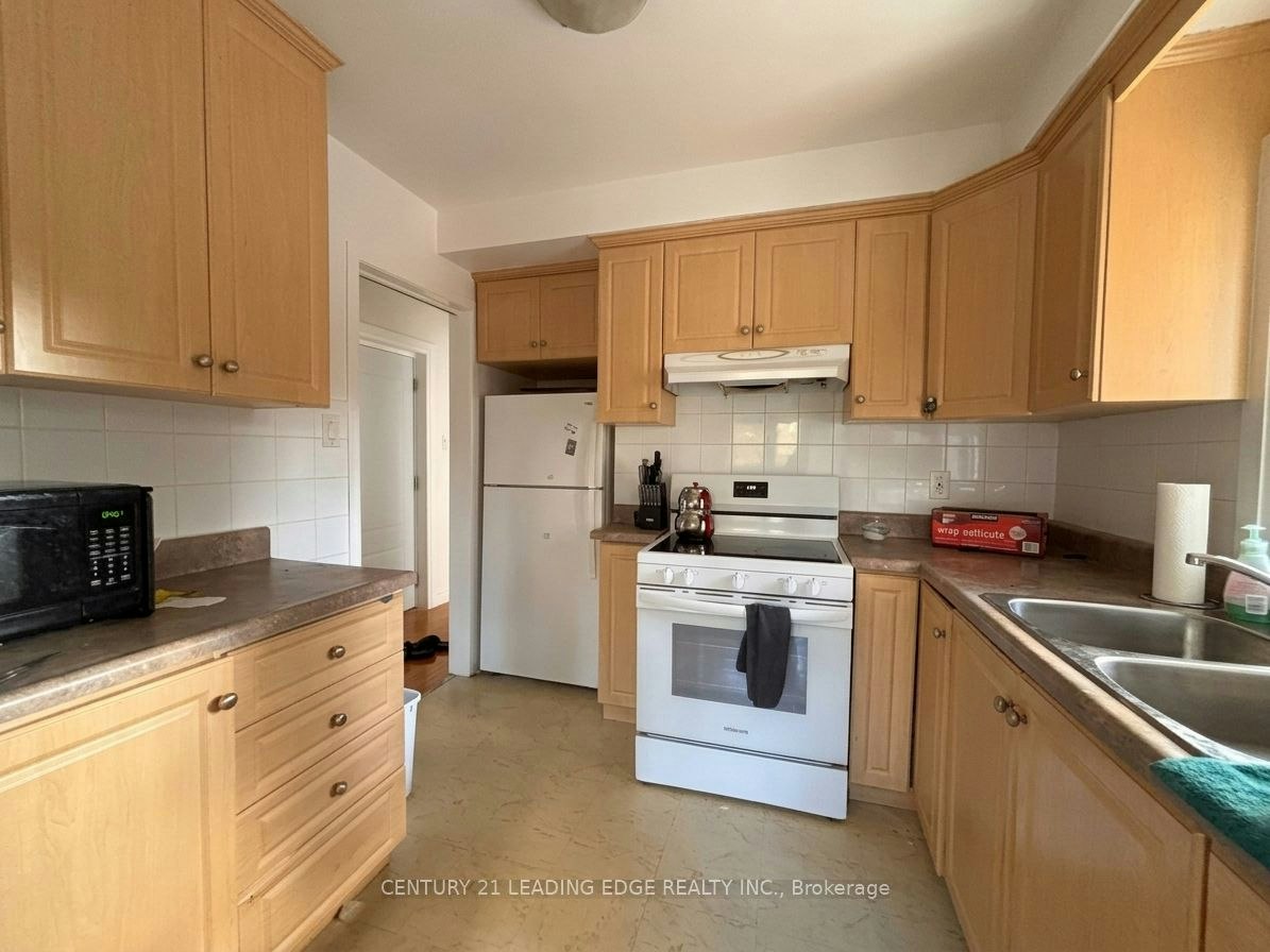2-134 Lucas Street, Richmond Hill, ON, L4C 4P5 - 6