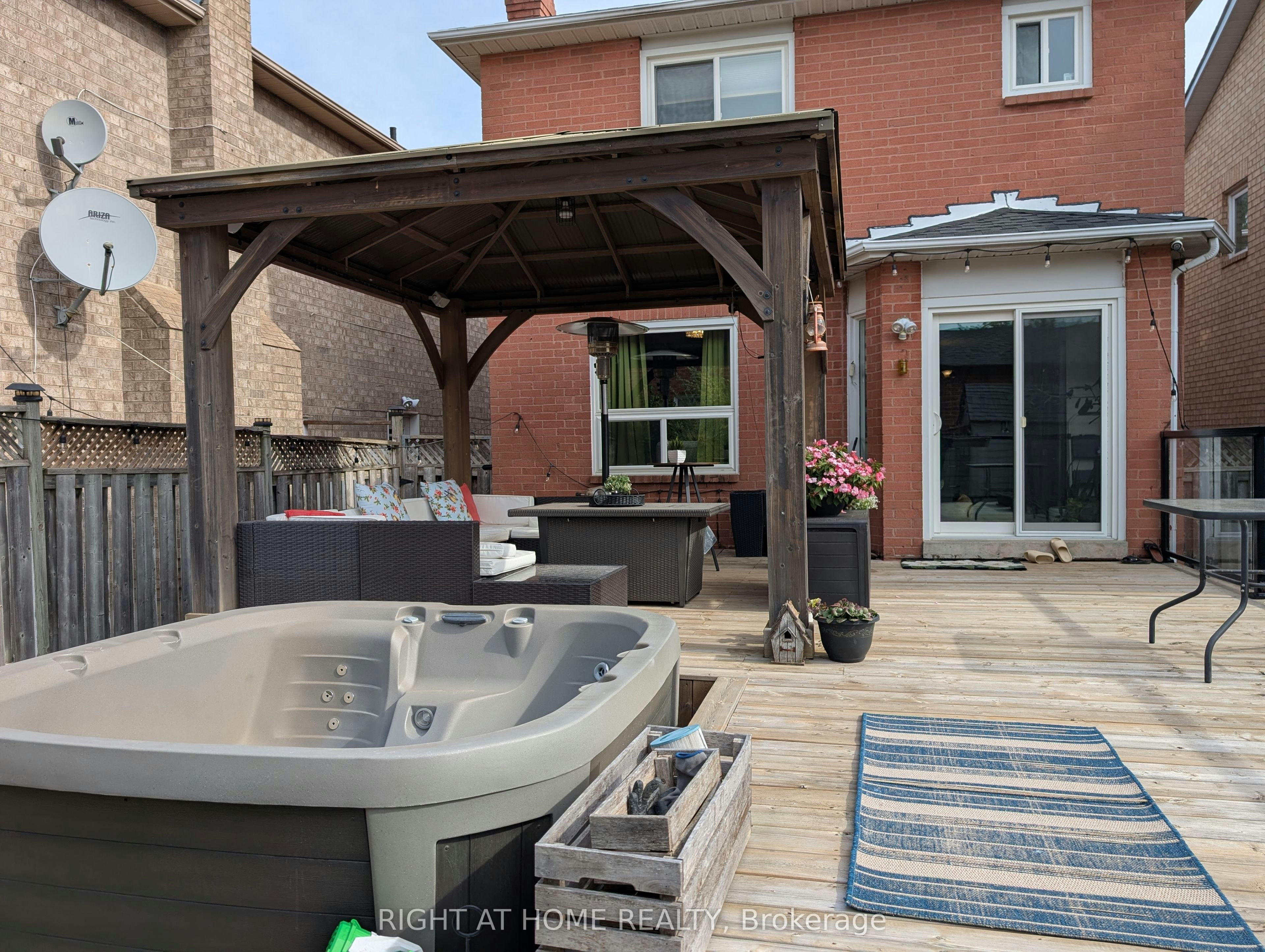 4 Bayel Crescent, Richmond Hill, ON, L4S 1C2 - 6