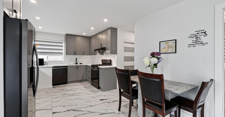 286 Palmer Avenue, Richmond Hill, ON, L4C 1P3 - 5