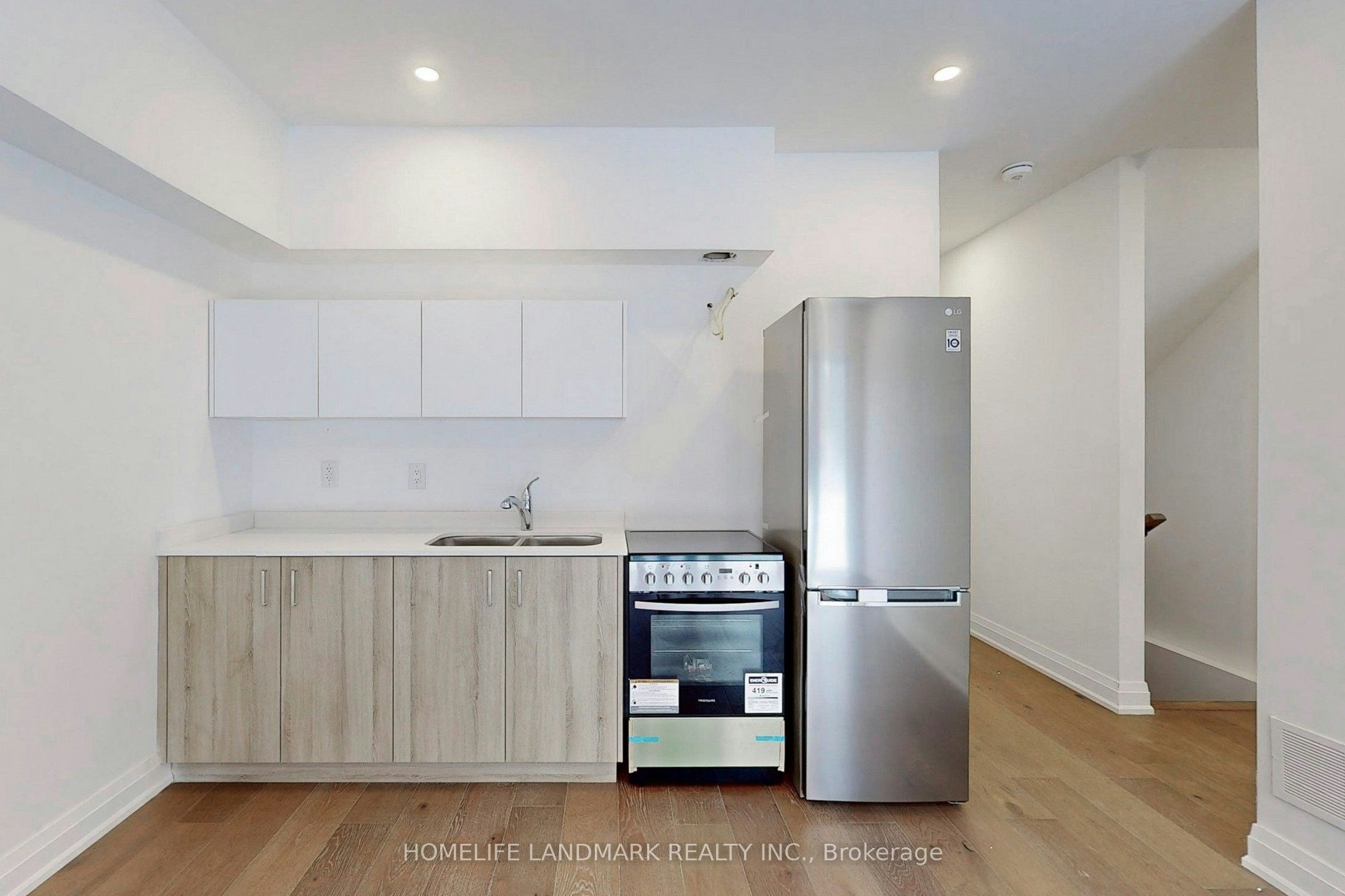 Lower-22 Persica Street, Richmond Hill, ON, L4E 1L3 - 3