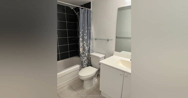 509-75 South Town Centre Boulevard, Markham, ON, L6G 0B3 - 15