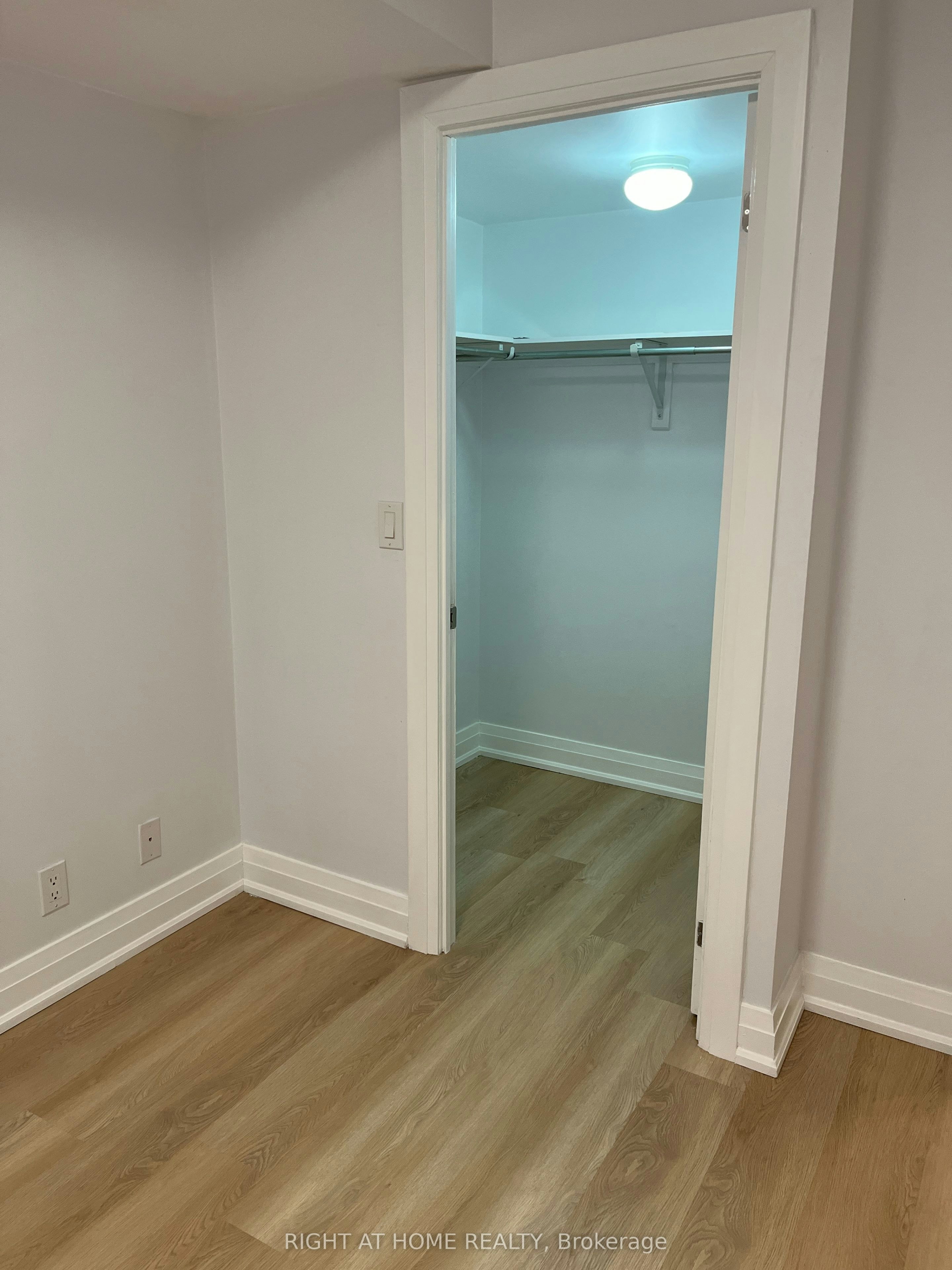 509-75 South Town Centre Boulevard, Markham, ON, L6G 0B3 - 14