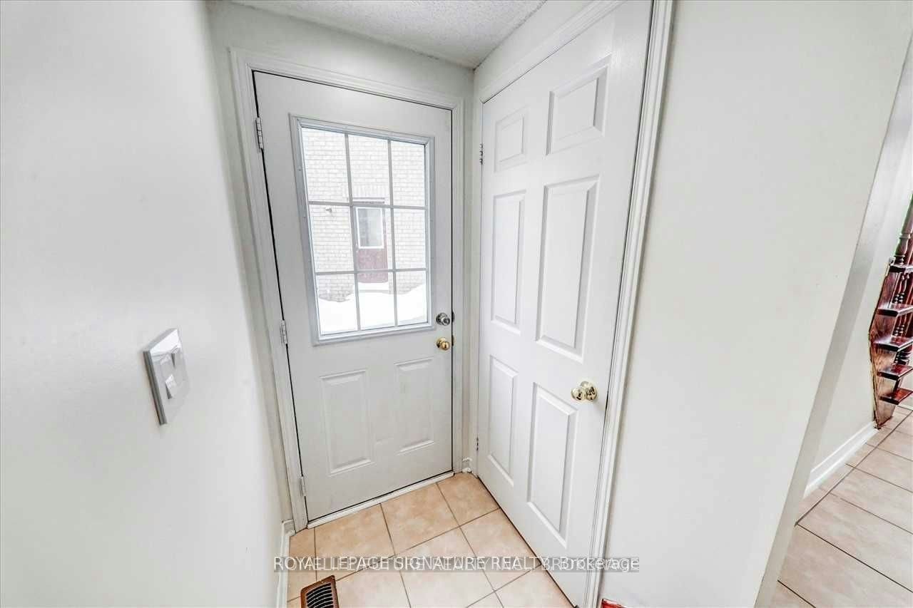 56 Jackson Eli Main Floor Way, Markham, ON, L3S 0C4 - 8