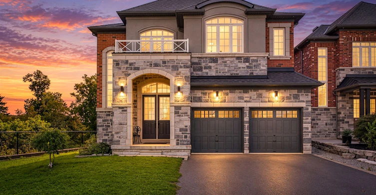 309 Gibson Circle, Bradford West Gwillimbury, ON, L3Z 0X2