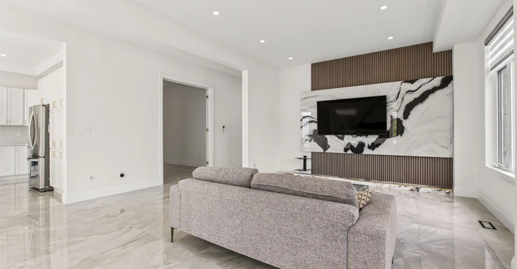 309 Gibson Circle, Bradford West Gwillimbury, ON, L3Z 0X2 - 5