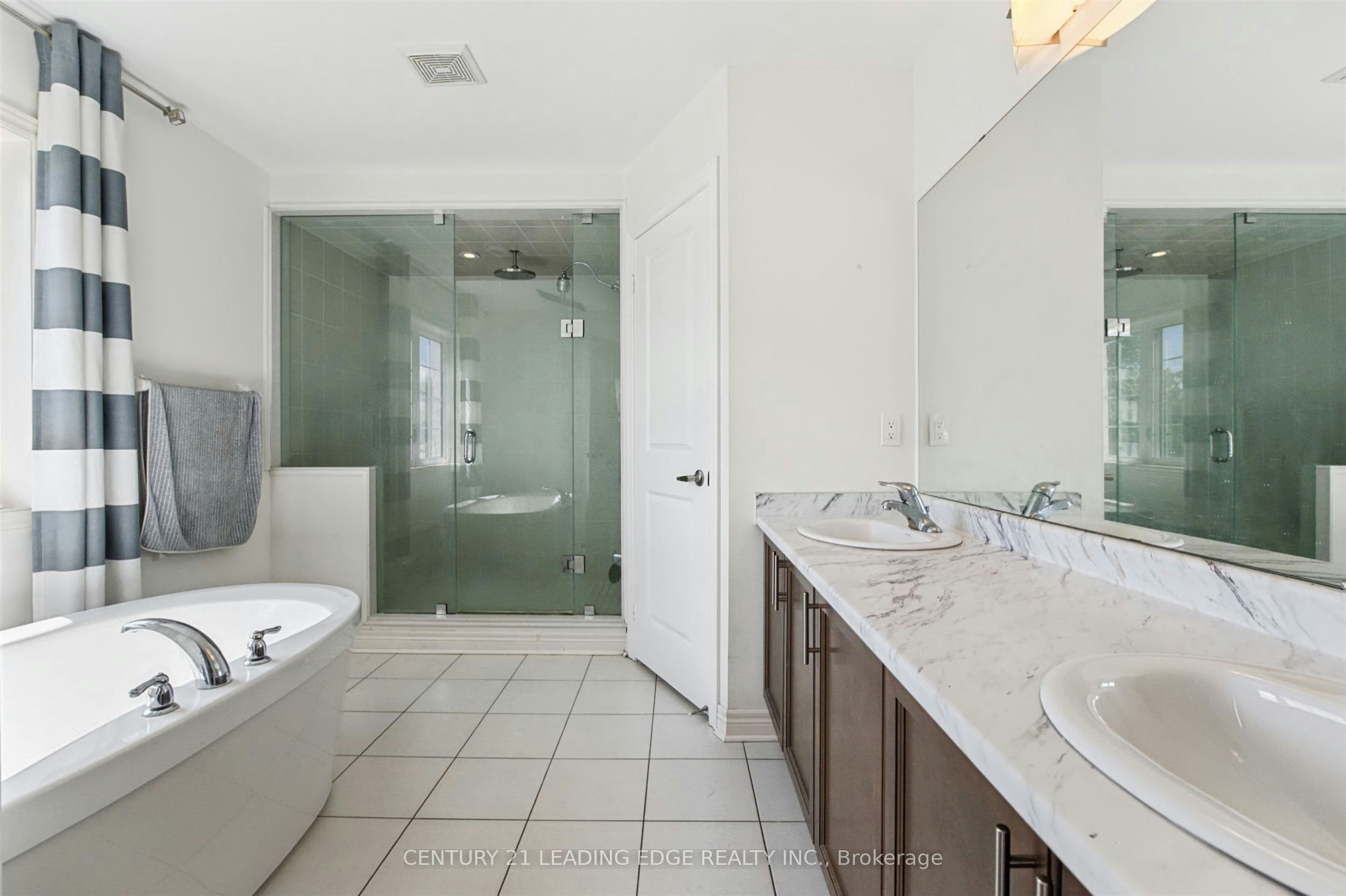 309 Gibson Circle, Bradford West Gwillimbury, ON, L3Z 0X2 - 19