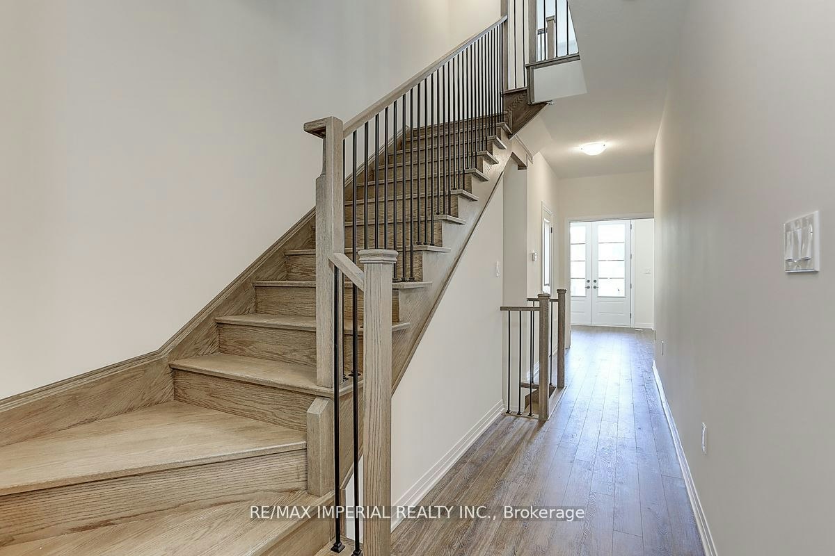113 De La Roche Drive, Vaughan, ON, L4H 5A3 - 5