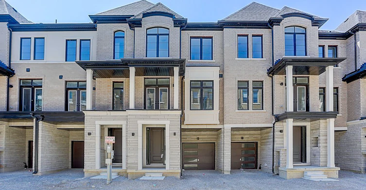 113 De La Roche Drive, Vaughan, ON, L4H 5A3