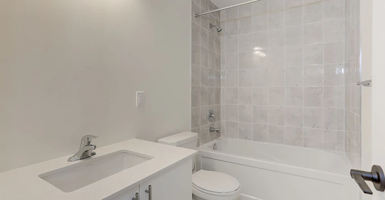 113 De La Roche Drive, Vaughan, ON, L4H 5A3 - 6