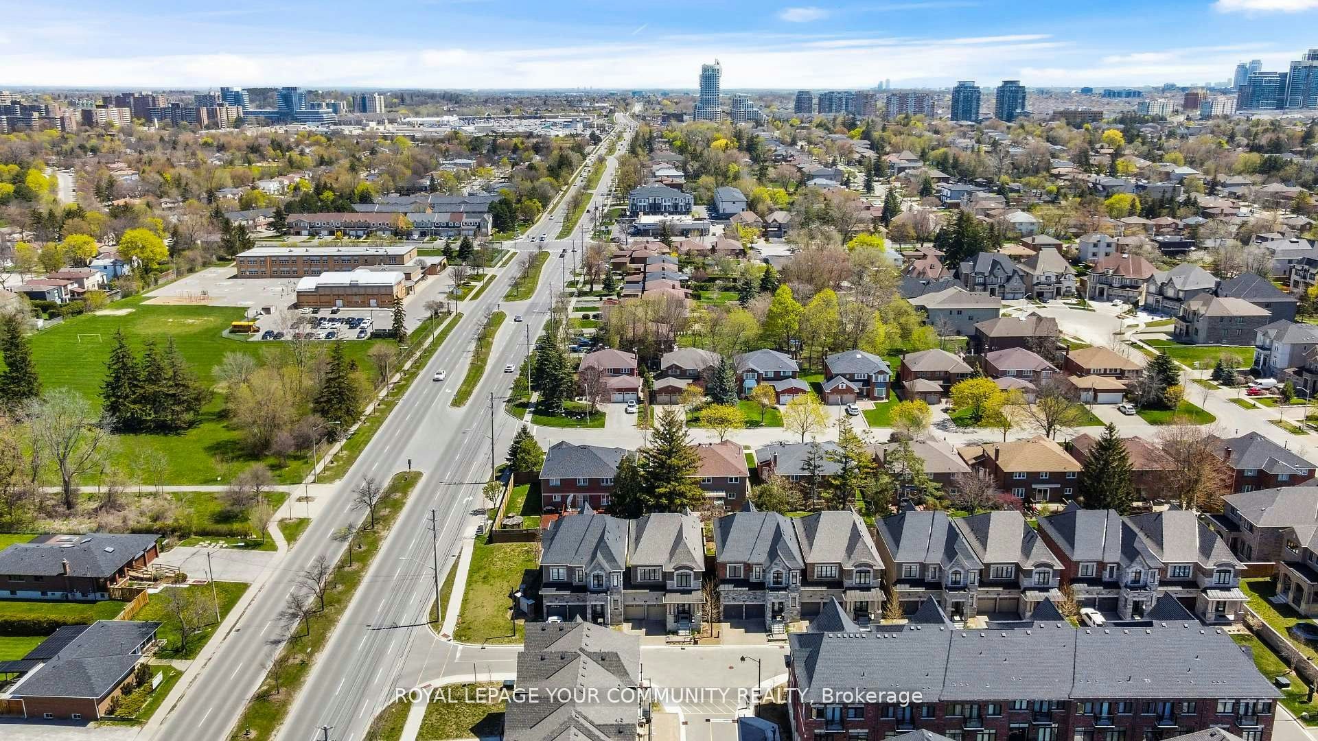 8 Duncombe Lane, Richmond Hill, ON, L4C 1C2 - 7