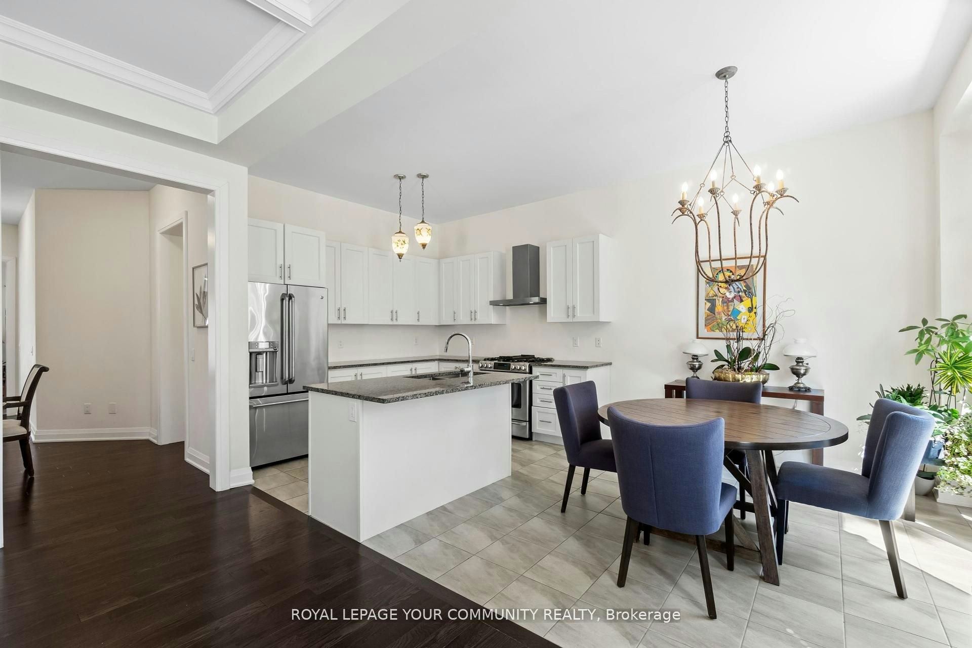 8 Duncombe Lane, Richmond Hill, ON, L4C 1C2 - 40