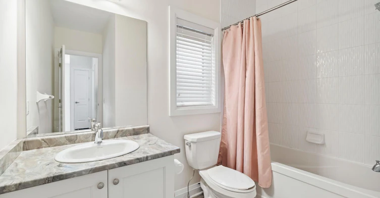 8 Duncombe Lane, Richmond Hill, ON, L4C 1C2 - 28