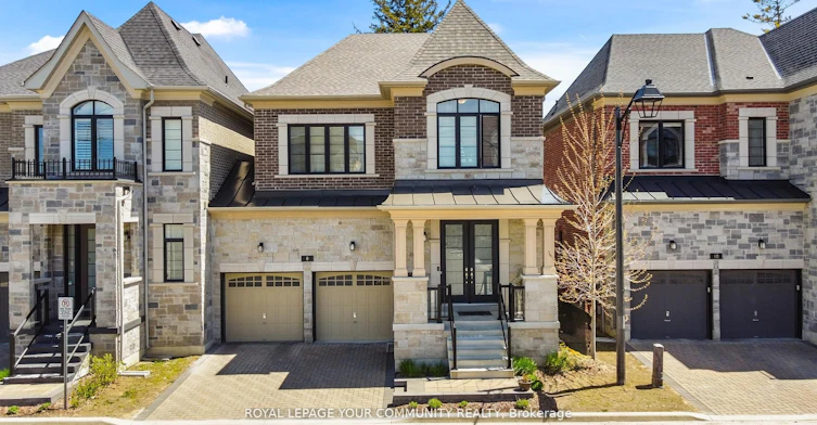 8 Duncombe Lane, Richmond Hill, ON, L4C 1C2