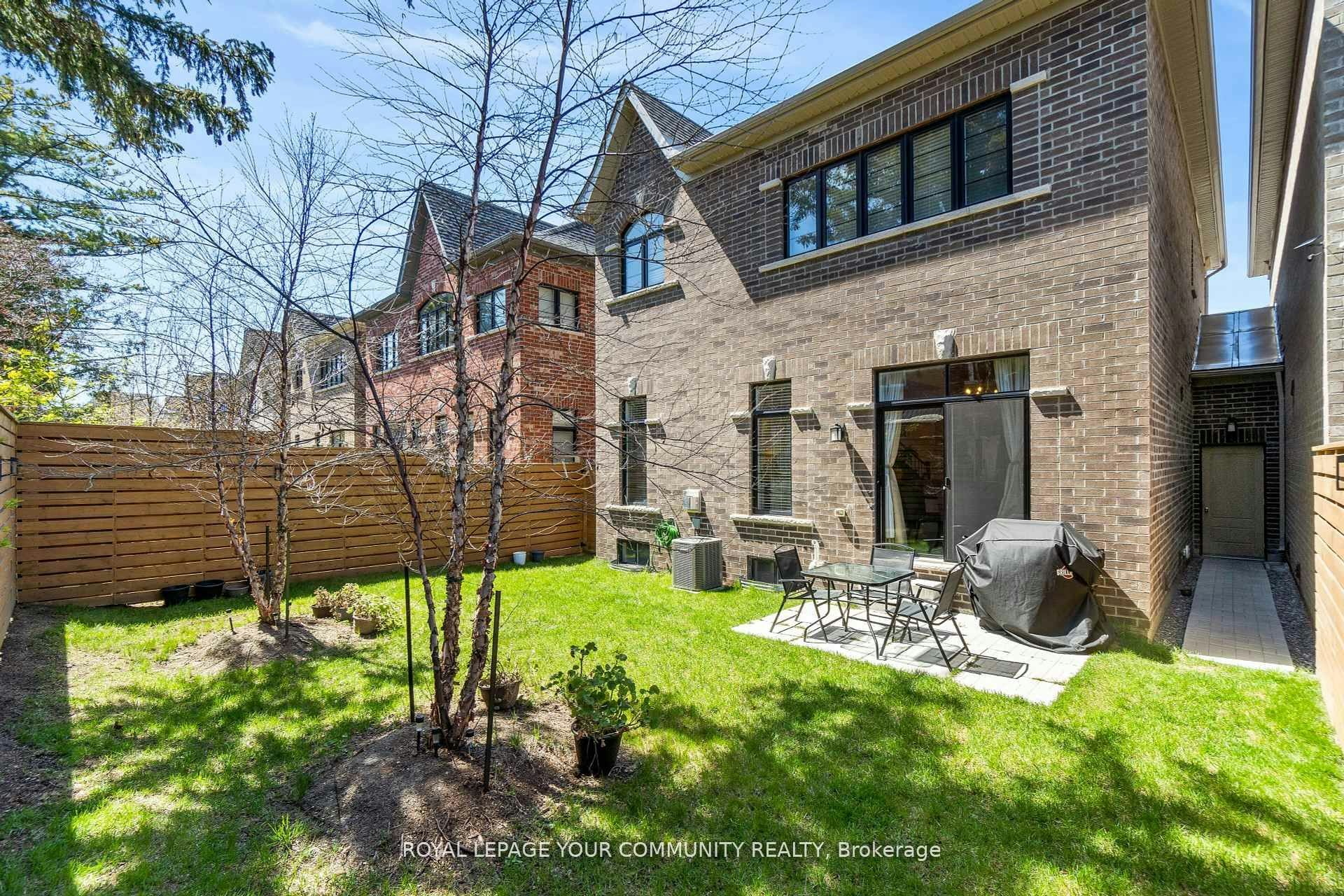 8 Duncombe Lane, Richmond Hill, ON, L4C 1C2 - 14