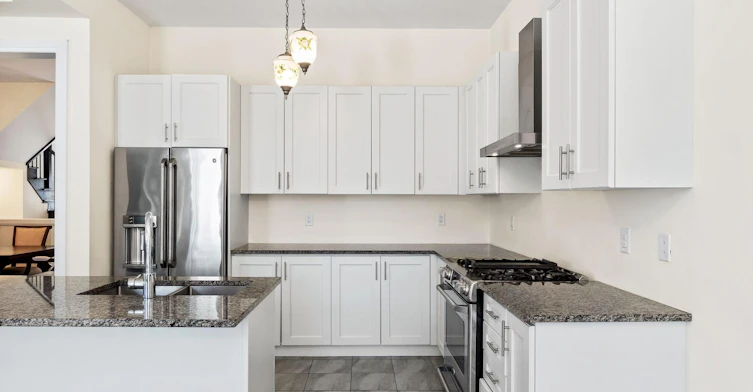 8 Duncombe Lane, Richmond Hill, ON, L4C 1C2 - 32