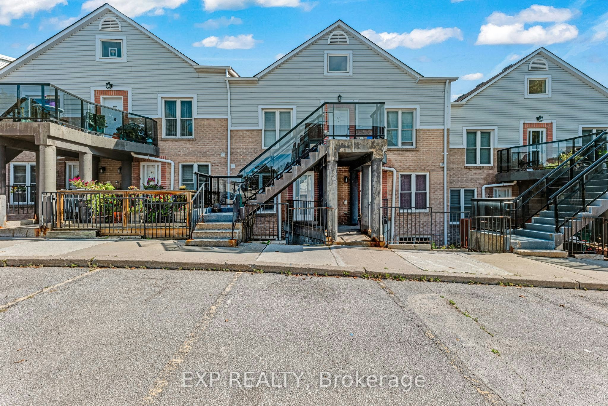 28-115 Main Street S, Newmarket, ON, L3Y 8J2