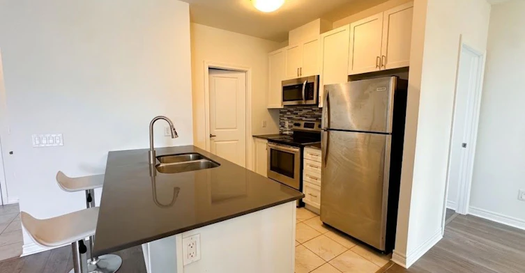 521-7325 Markham Road, Markham, ON, L3S 0C9 - 2