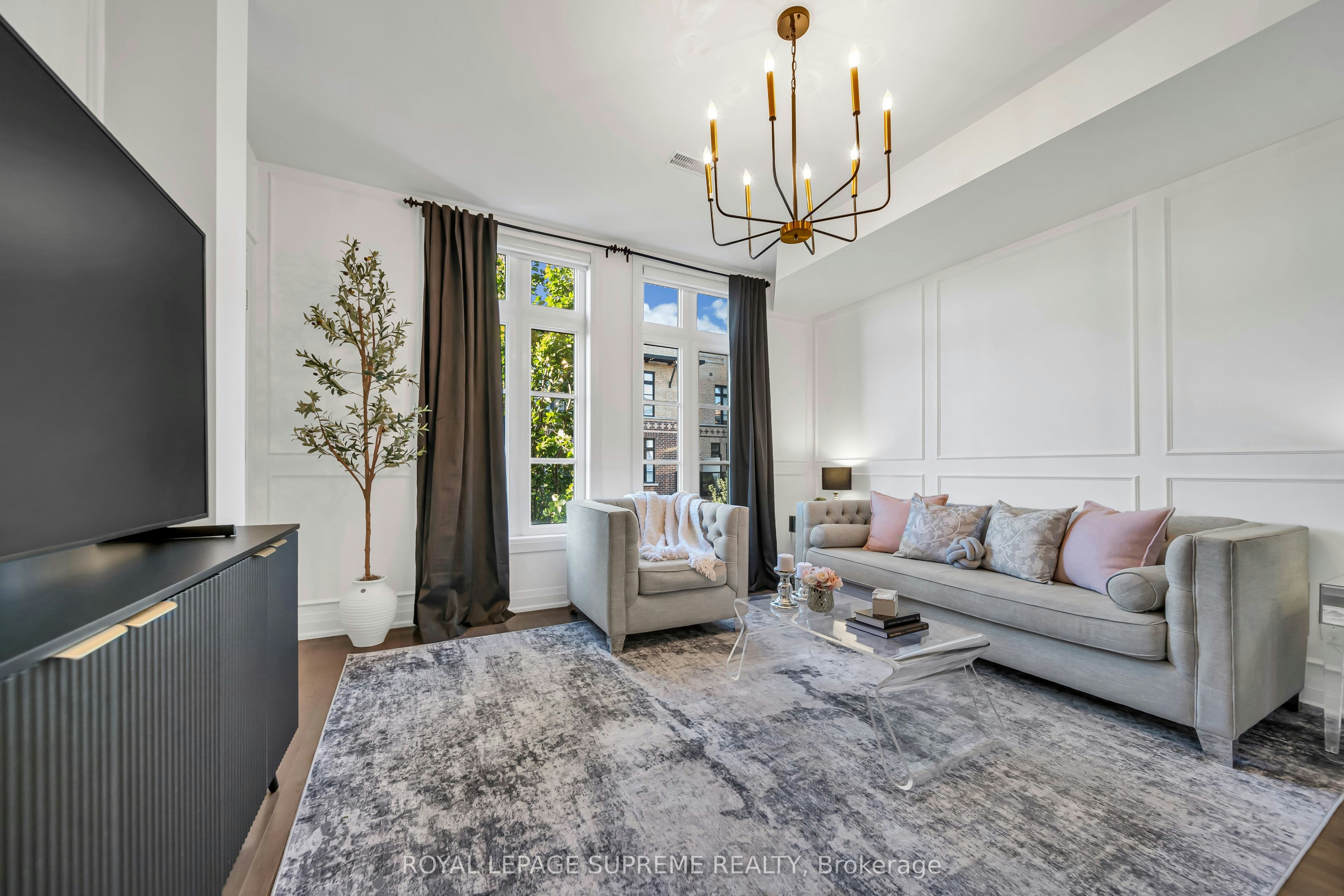43-8167 Kipling Avenue, Vaughan, ON, L4L 0G4