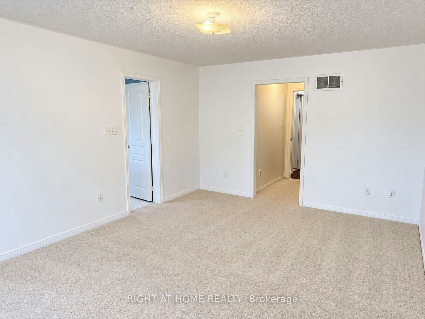 1260 Mccron Crescent, Newmarket, ON, L3X 0A1 - 11