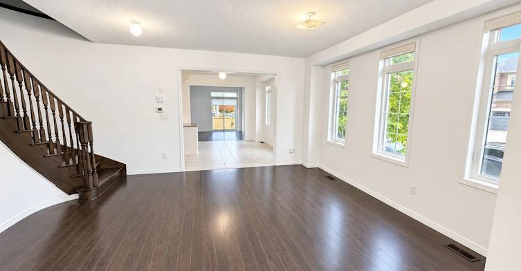 1260 Mccron Crescent, Newmarket, ON, L3X 0A1 - 3