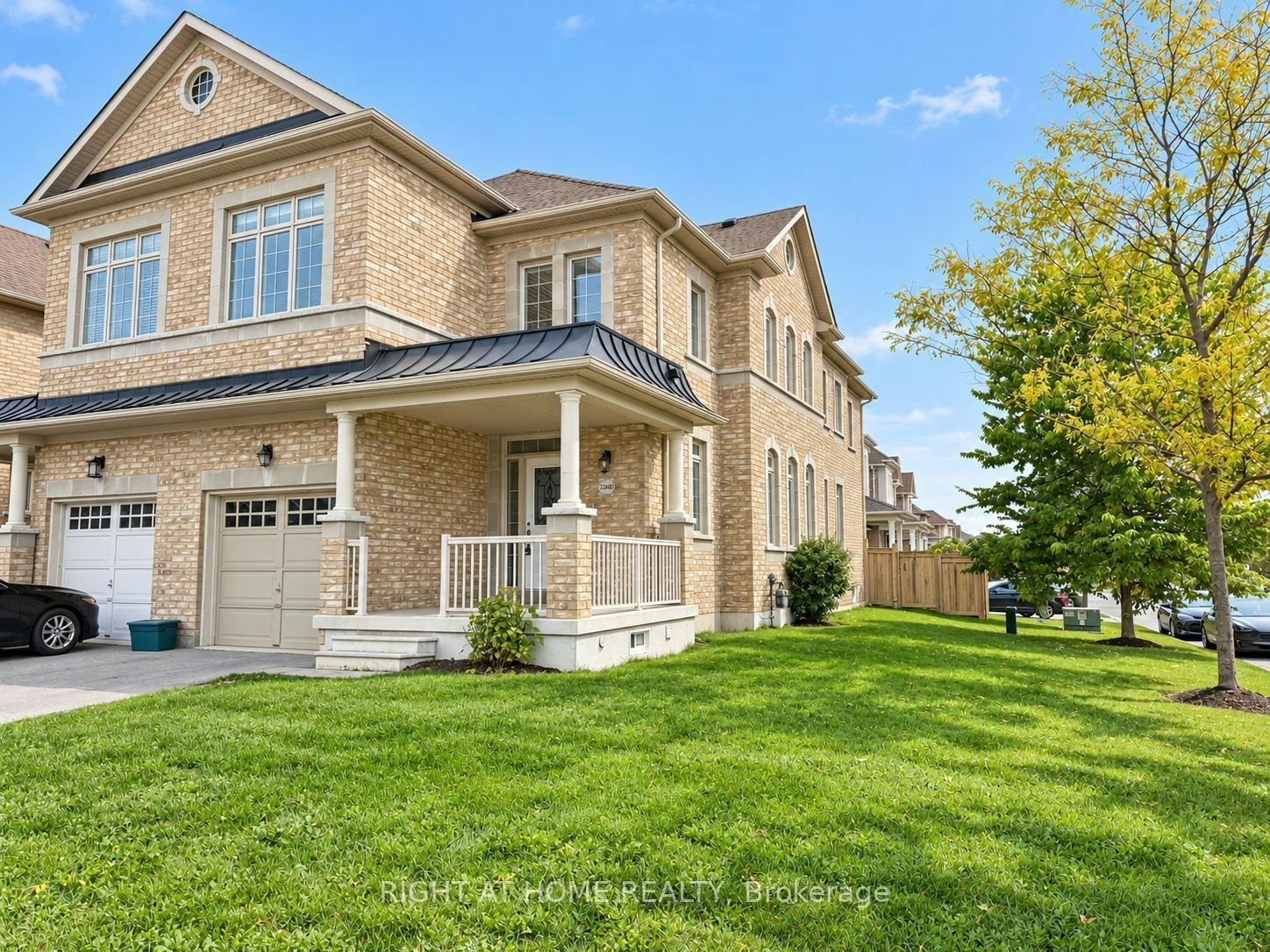 1260 Mccron Crescent, Newmarket, ON, L3X 0A1 - 2