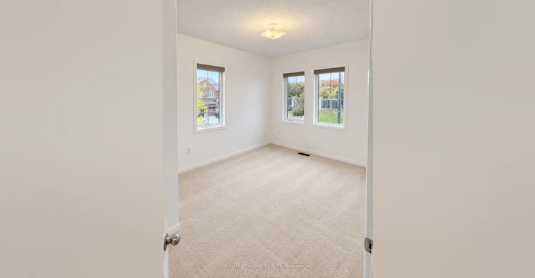 1260 Mccron Crescent, Newmarket, ON, L3X 0A1 - 14