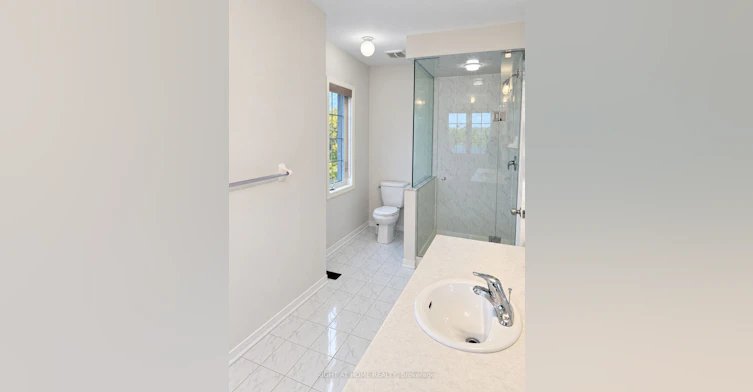 1260 Mccron Crescent, Newmarket, ON, L3X 0A1 - 13