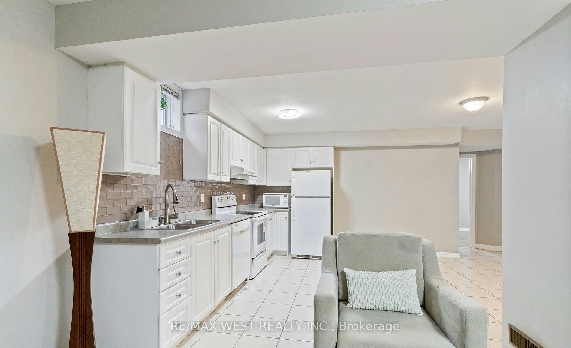47 Timber Lane, Vaughan, ON, L4L 3J6 - 12
